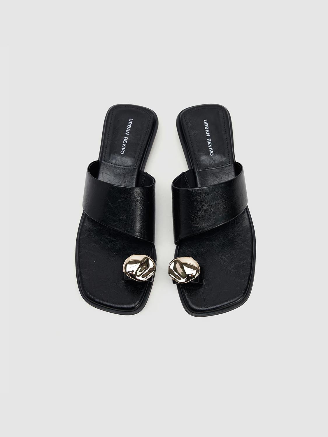 Slippers - Image 4